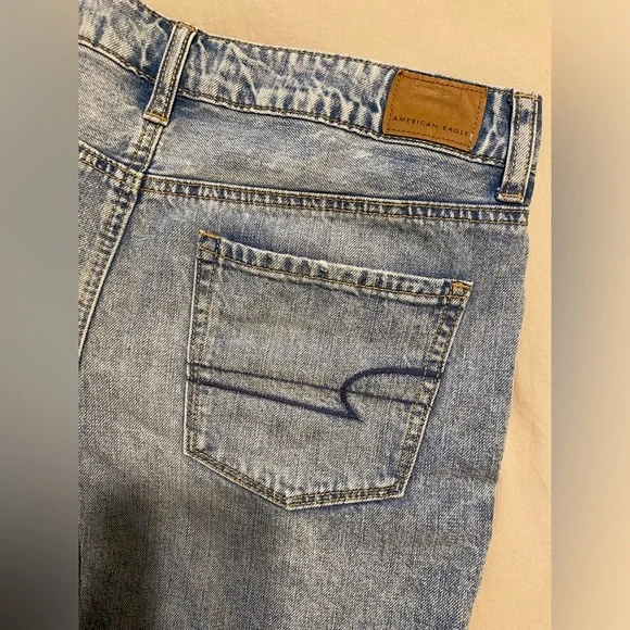 American Eagle Denim Shorts SIZE 6 - Picture 7 of 7
